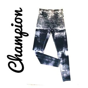 Champion DuoDry leggings size S
